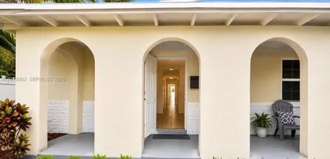 953 SW 16 Street Fort Lauderdale FL 33315