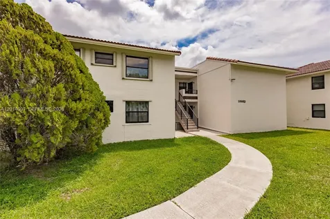 10833 NW 7th Street Miami FL 33172