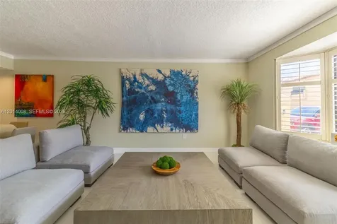 10122 SW 77th Court Miami FL 33156