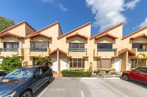 10122 SW 77th Court Miami FL 33156