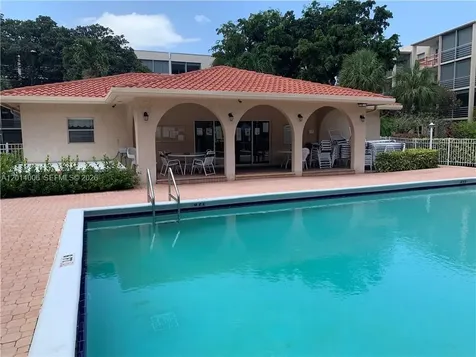 Lauderdale By The Sea FL 33062