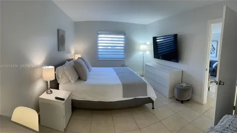 Lauderdale By The Sea FL 33062