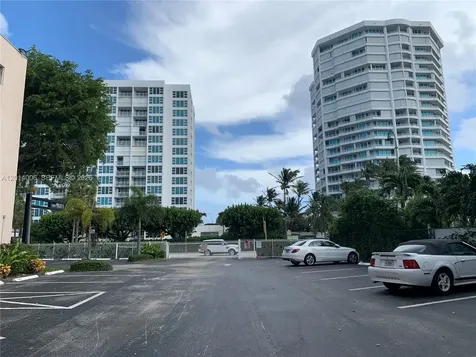 Lauderdale By The Sea FL 33062