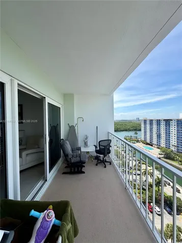 500 Bayview Drive Sunny Isles Beach FL 33160