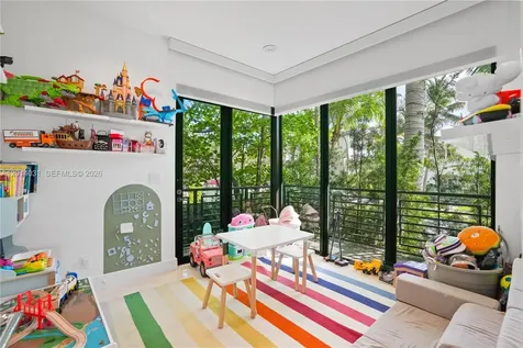 762 Fernwood Road Key Biscayne FL 33149