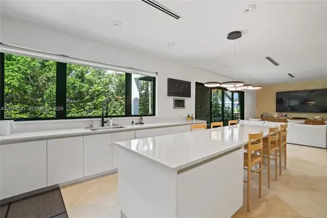 762 Fernwood Road Key Biscayne FL 33149