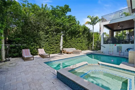 762 Fernwood Road Key Biscayne FL 33149
