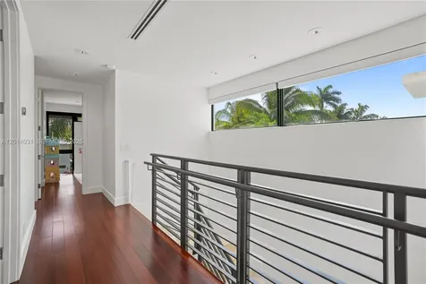762 Fernwood Road Key Biscayne FL 33149