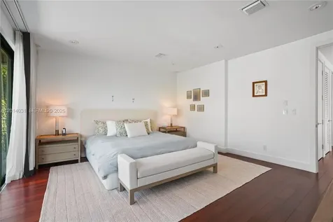 762 Fernwood Road Key Biscayne FL 33149