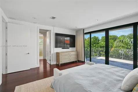 762 Fernwood Road Key Biscayne FL 33149