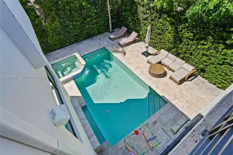 762 Fernwood Road Key Biscayne FL 33149
