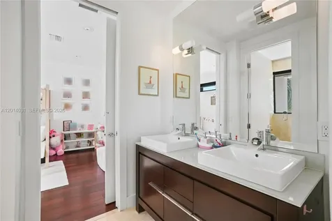 762 Fernwood Road Key Biscayne FL 33149