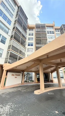 900 Saint Charles Place Pembroke Pines FL 33026