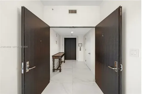 900 Biscayne Boulevard Miami FL 33132