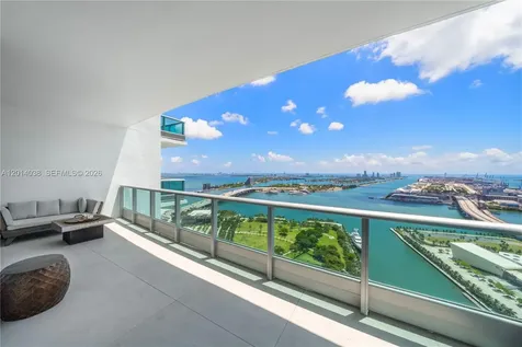 900 Biscayne Boulevard Miami FL 33132