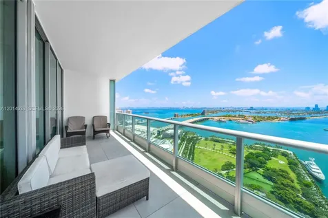 900 Biscayne Boulevard Miami FL 33132