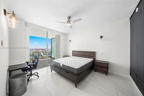 900 Biscayne Boulevard Miami FL 33132
