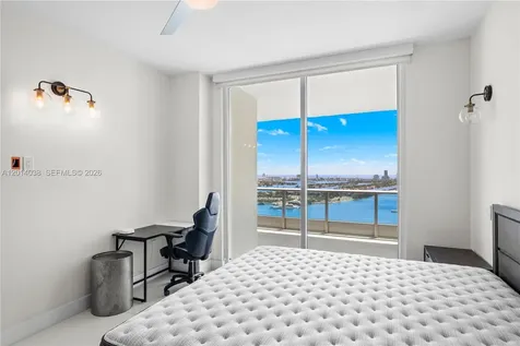 900 Biscayne Boulevard Miami FL 33132