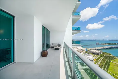 900 Biscayne Boulevard Miami FL 33132