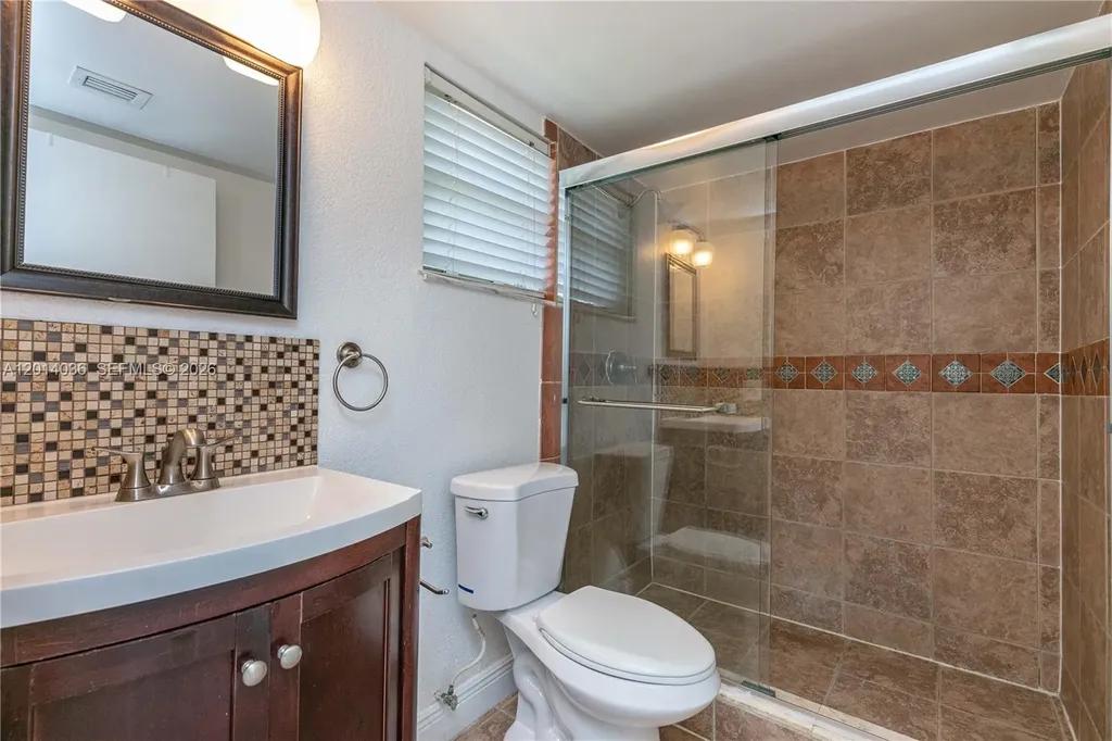 717 Gardens Drive Pompano Beach FL 33069