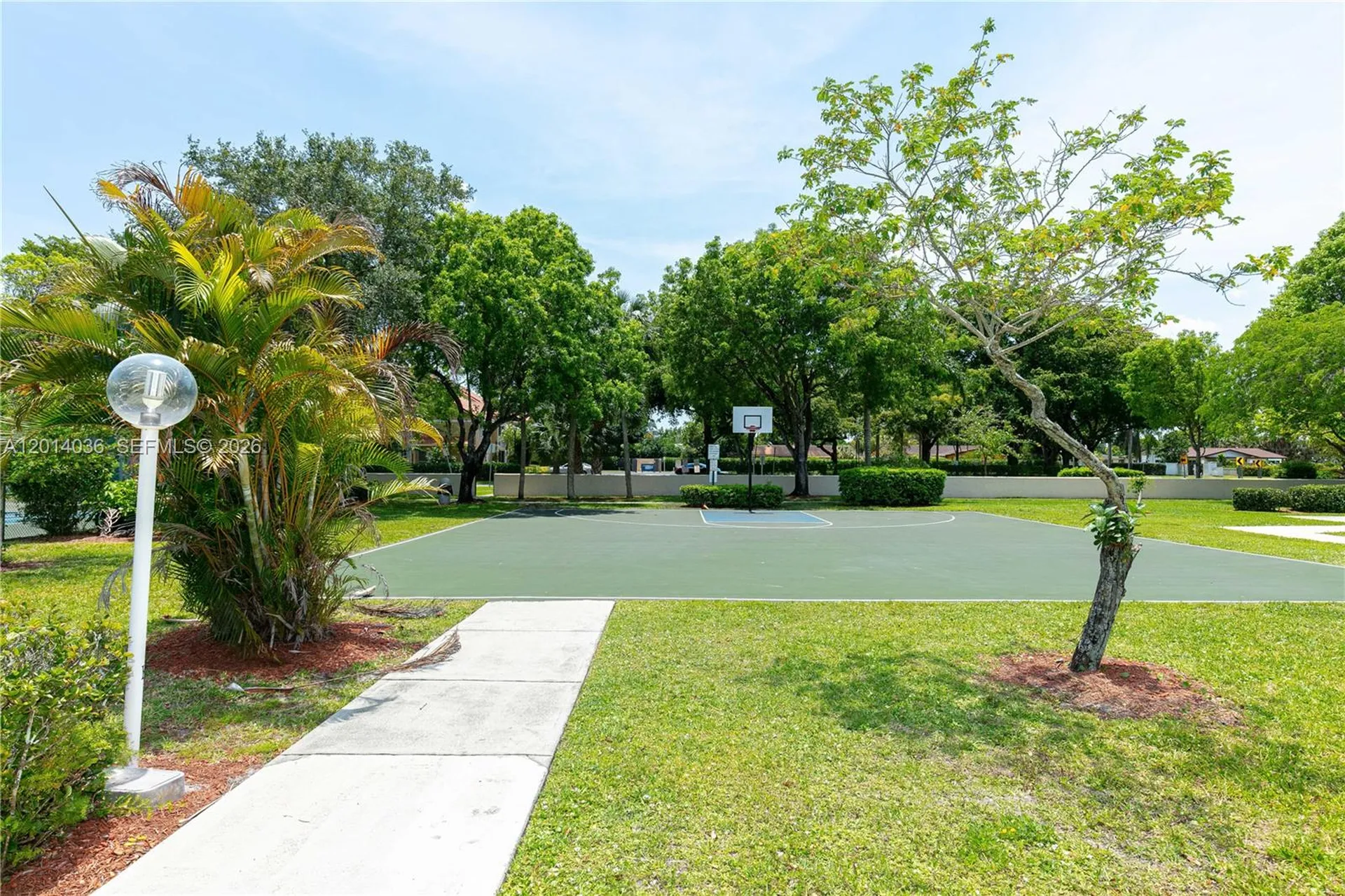 717 Gardens Drive Pompano Beach FL 33069