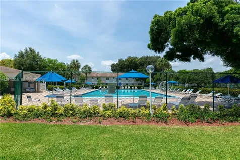 717 Gardens Drive Pompano Beach FL 33069