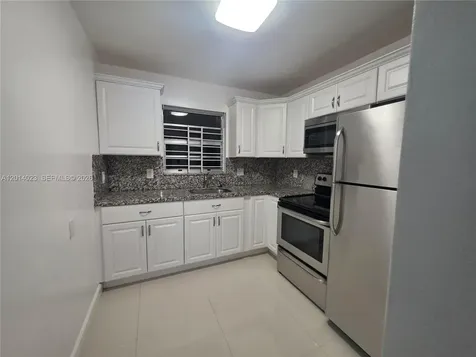 19080 NE 3rd Court Miami FL 33179