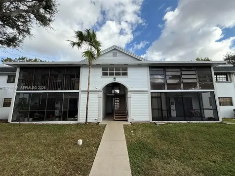 18875 NW 62nd Avenue Hialeah FL 33015