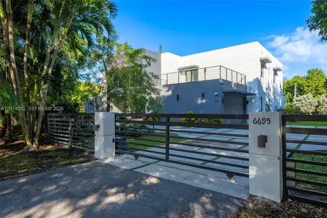 6695 SW 112th Street Pinecrest FL 33156