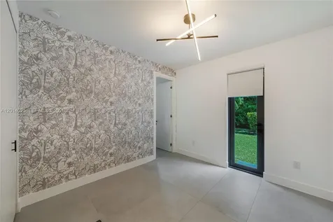 6695 SW 112th Street Pinecrest FL 33156