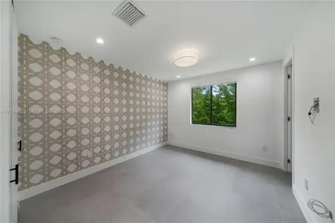 6695 SW 112th Street Pinecrest FL 33156