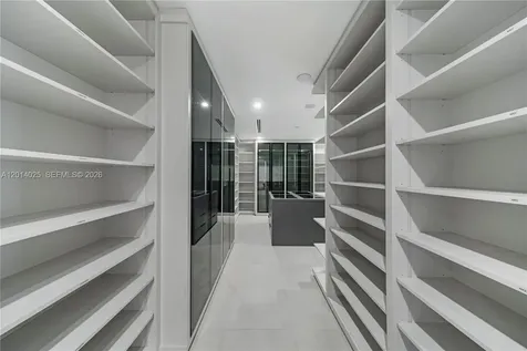 6695 SW 112th Street Pinecrest FL 33156