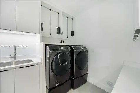 6695 SW 112th Street Pinecrest FL 33156