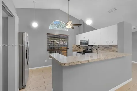 1308 E Glen Oak Road North Lauderdale FL 33068