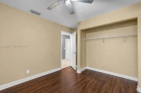 1308 E Glen Oak Road North Lauderdale FL 33068