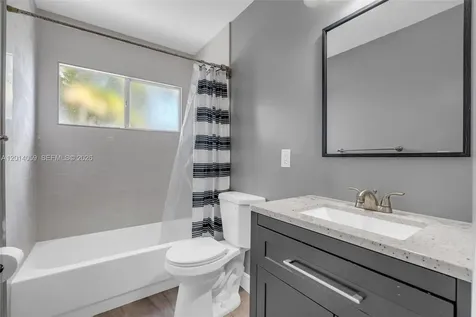 1308 E Glen Oak Road North Lauderdale FL 33068