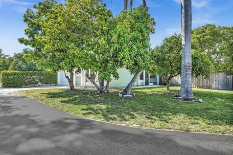 1308 E Glen Oak Road North Lauderdale FL 33068
