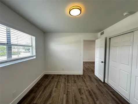 5841 SW 36th Court Davie FL 33314