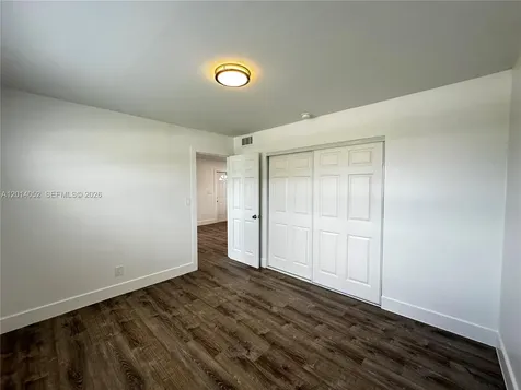 5841 SW 36th Court Davie FL 33314