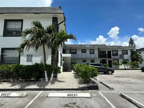 5841 SW 36th Court Davie FL 33314