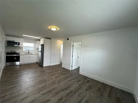 5841 SW 36th Court Davie FL 33314