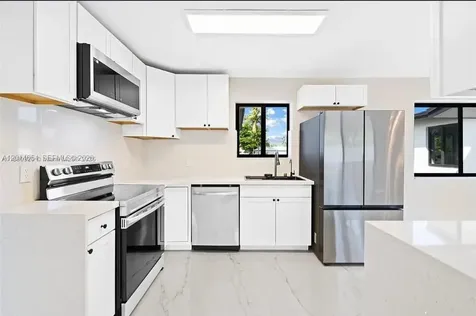 721 SW 5th Court Hallandale Beach FL 33009