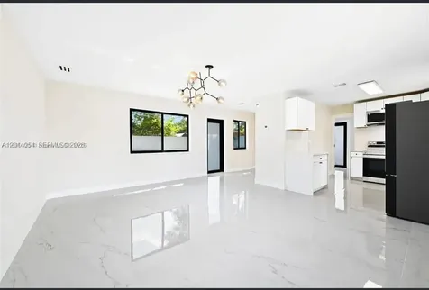 721 SW 5th Court Hallandale Beach FL 33009