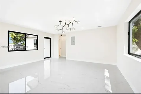 721 SW 5th Court Hallandale Beach FL 33009