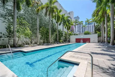 133 NE 2nd Avenue Miami FL 33132