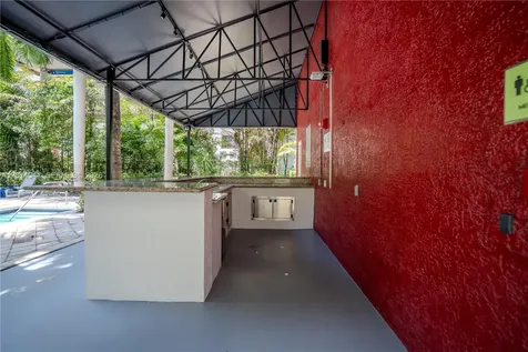 133 NE 2nd Avenue Miami FL 33132