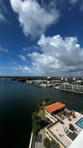 290 174 Sunny Isles Beach FL 33160