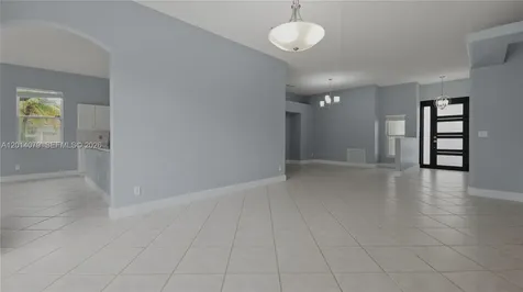 1101 NW 180th Avenue Pembroke Pines FL 33029