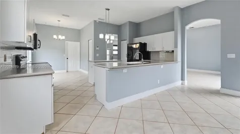 1101 NW 180th Avenue Pembroke Pines FL 33029