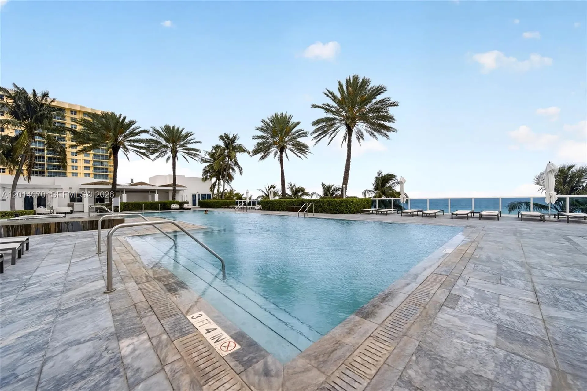 2711 S Ocean Drive Hollywood FL 33019